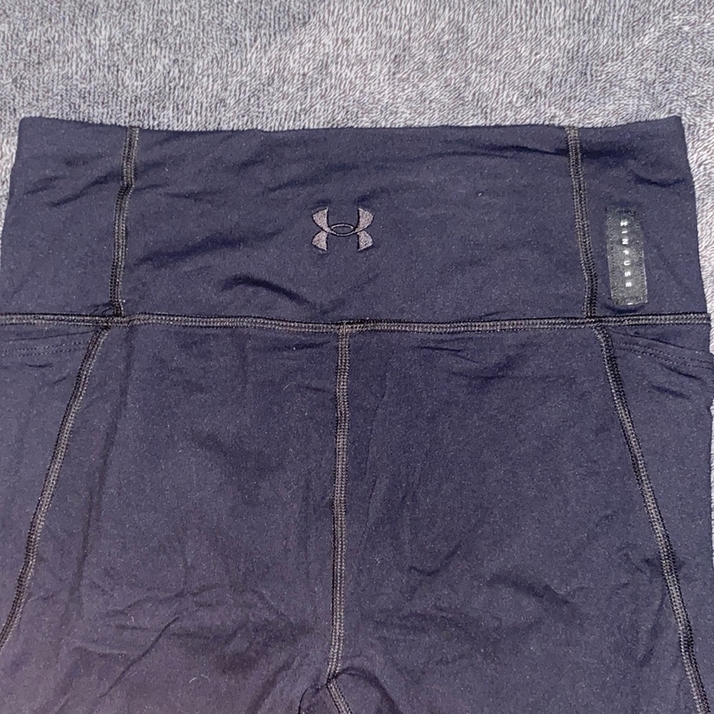 Black under armour infused leggings